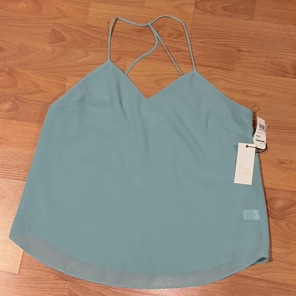 NWT top